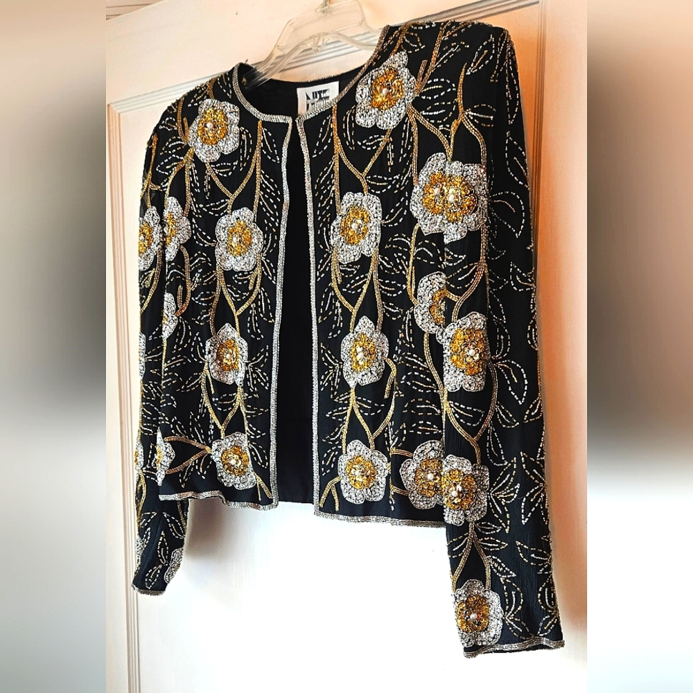 Metallic Sequin Embellished Black Velvet Jacket Size M by Night Line